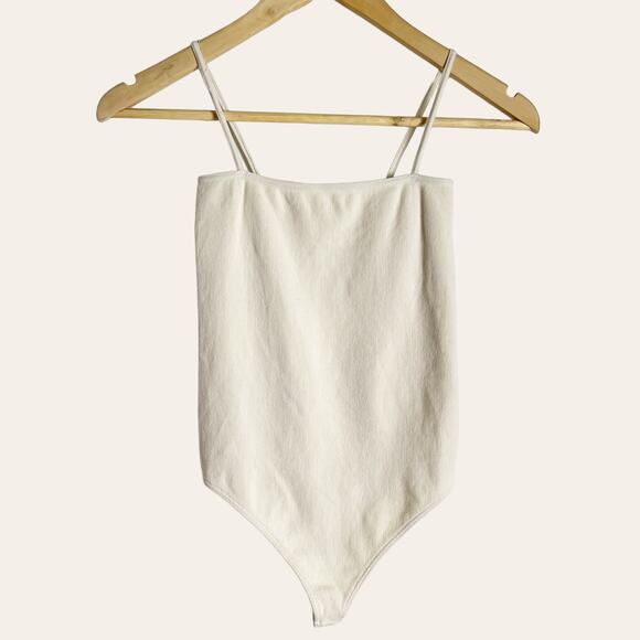 Good American Skinny Strap Nude Bone Ribbed Seamless Square Neck Bodysuit Size S - Picture 3 of 8